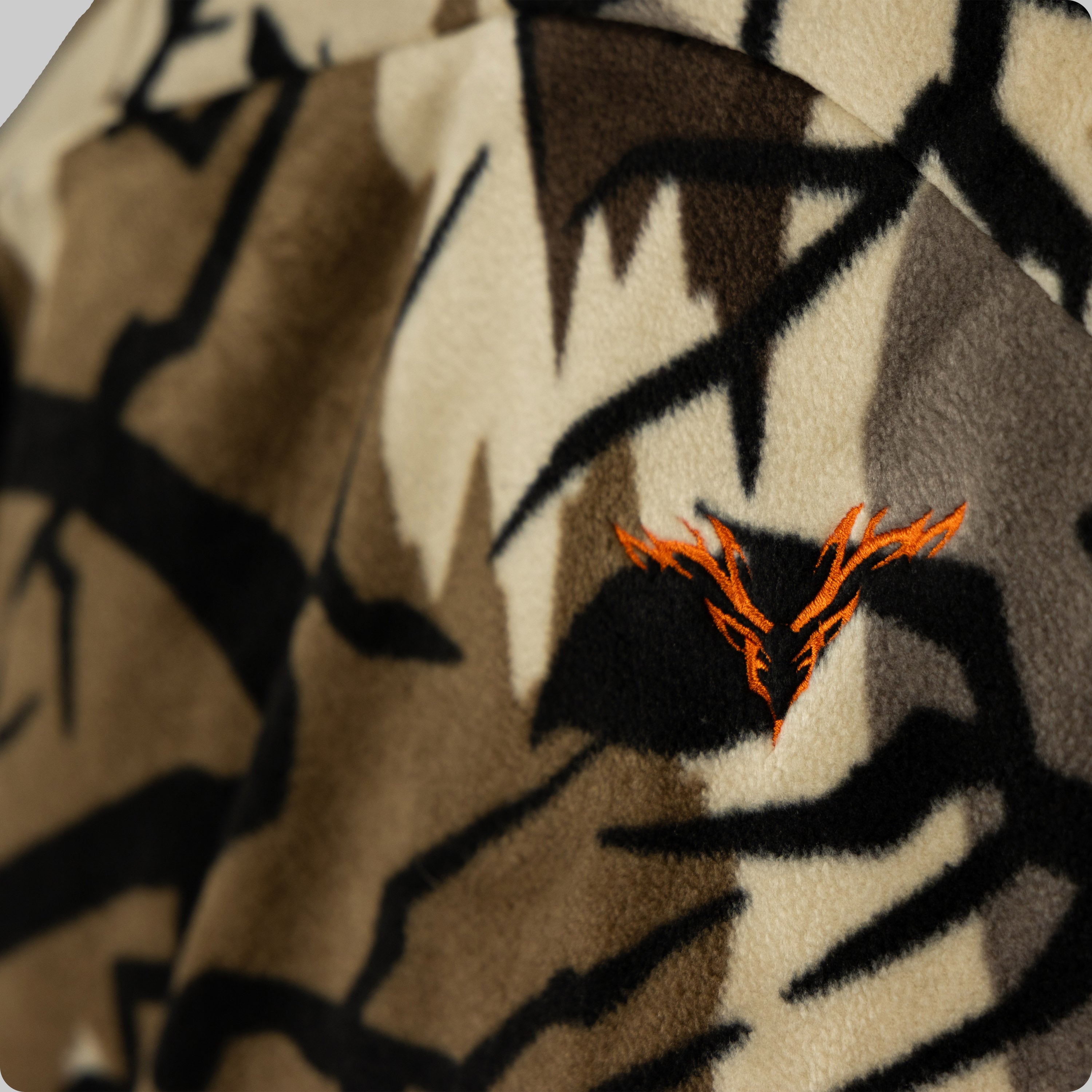 Predator Camo - Vantage X Jacket - Fabric Closeup - #color_fall-brown